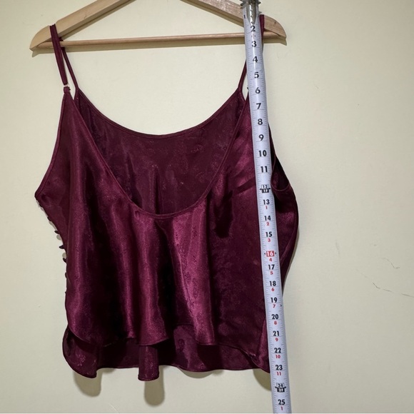 Women’s Vintage Secret Treasures Burgundy Satin Paisley Camisole Top Size XL - Picture 12 of 14